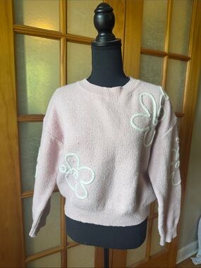 Women's Light Pink Floral Appliqué Crewneck Sweater